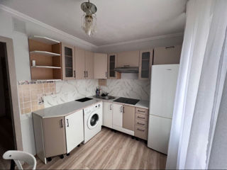 Apartament cu 1 cameră, 40 m², Buiucani, Chișinău foto 3