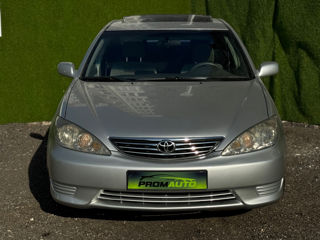 Toyota Camry foto 2