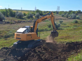 Excavator Liebherr foto 2