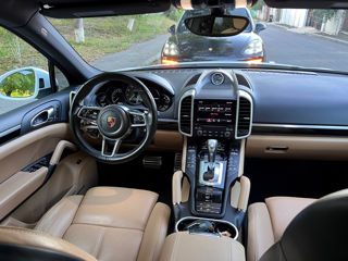 Porsche Cayenne foto 10