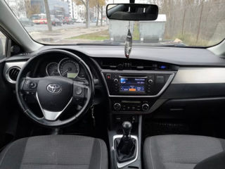 Toyota Auris foto 4