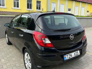 Opel Corsa foto 4