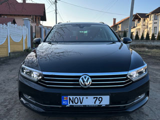 Volkswagen Passat foto 2