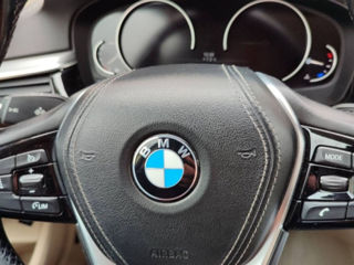 BMW 5 Series foto 7