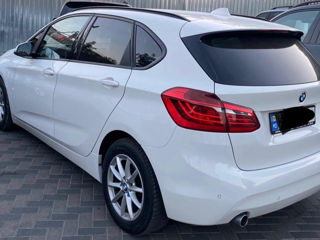 BMW 2 Series foto 2