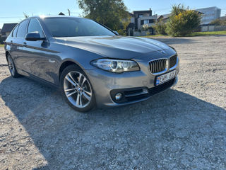 BMW 5 Series foto 5