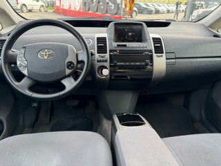 Toyota Prius foto 8