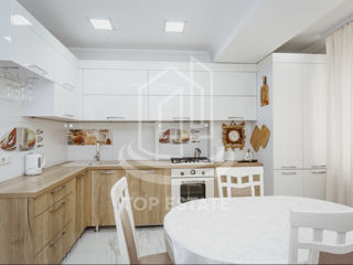 Apartament cu 2 camere, 66 m², Centru, Chișinău foto 2