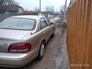 Mazda 626 foto 2