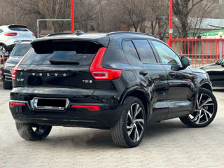 Volvo XC40 foto 4