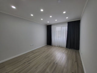 Apartament cu 2 camere, 72 m², Buiucani, Chișinău foto 5