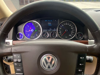 Volkswagen Touareg foto 5