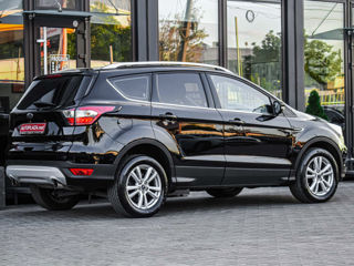 Ford Kuga foto 3