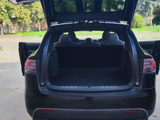 Tesla Model X foto 4