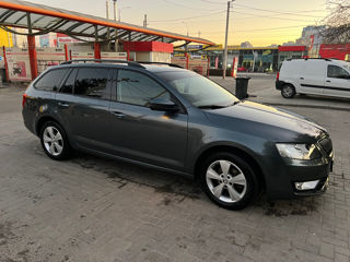 Skoda Octavia foto 2