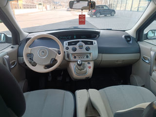 Renault Scenic foto 9