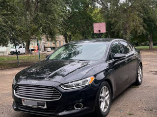 Ford Fusion foto 4