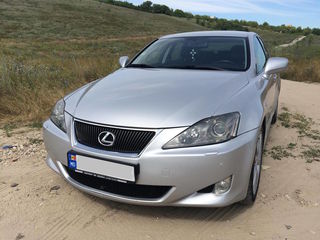 Lexus IS Series foto 2