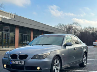 BMW 5 Series foto 5