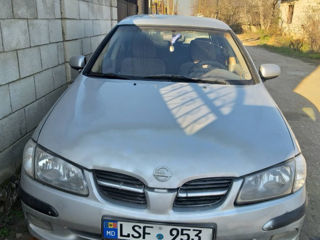 Nissan Almera foto 3