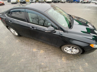 Ford Fusion foto 5