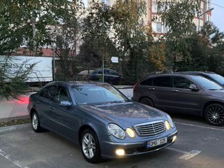 Mercedes E-Class foto 8