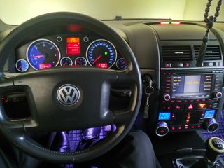 Volkswagen Touareg foto 2