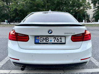 BMW 3 Series foto 5