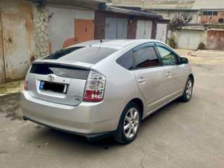 Toyota Prius foto 4