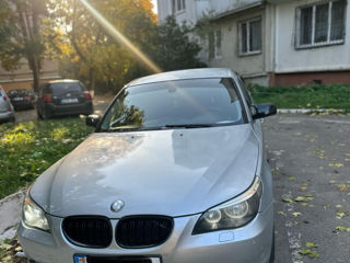 BMW 5 Series foto 3