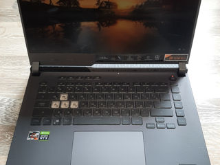 Laptop ASUS ROG STRIX foto 2