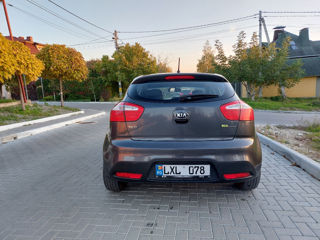 KIA Rio foto 3