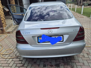 Mercedes E-Class foto 3