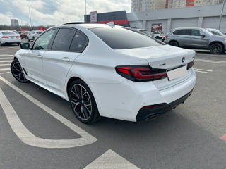 BMW 5 Series foto 3