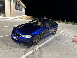 BMW 5 Series foto 10