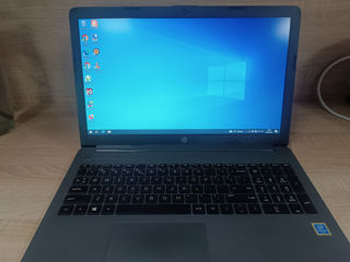 Vînd Laptop HP 250 G7
