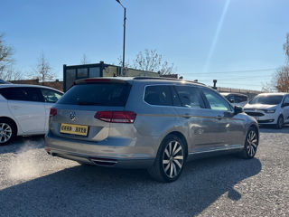 Volkswagen Passat foto 3