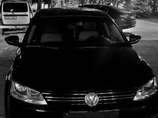 Volkswagen Jetta foto 4