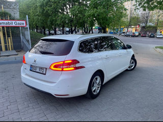 Peugeot 308 foto 6