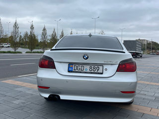 BMW 5 Series foto 4