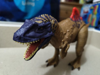 Динозавр Jurassic World foto 1