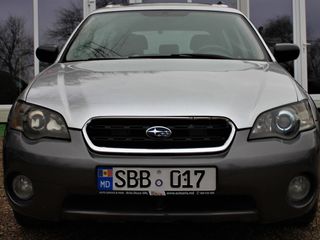 Subaru Outback foto 2