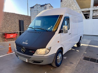 Mercedes Sprinter foto 2