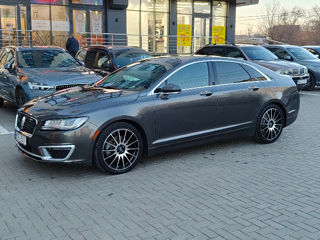 Lincoln MKZ foto 2