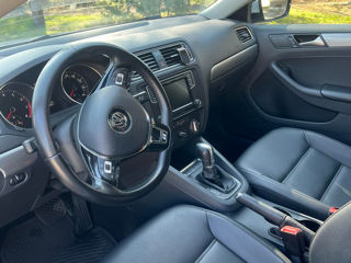 Volkswagen Jetta foto 5