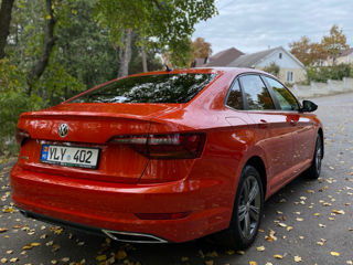 Volkswagen Jetta foto 5