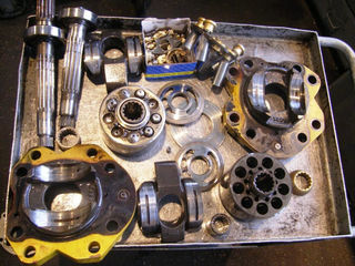 Repararea motoarelor hidraulice și a pompelor hidraulice de orice complexitate! foto 5