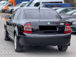 Skoda Superb foto 3