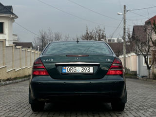 Mercedes E-Class foto 5