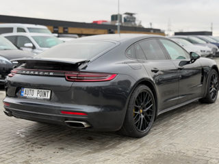 Porsche Panamera foto 3